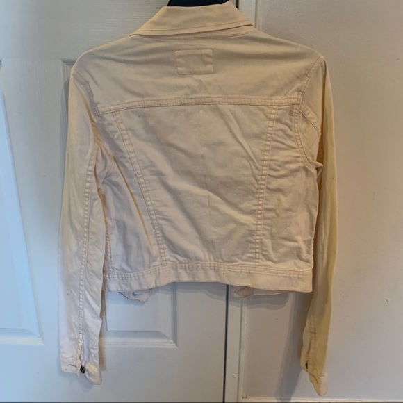 White Jean Jacket 🤍 - Picture 2 of 2